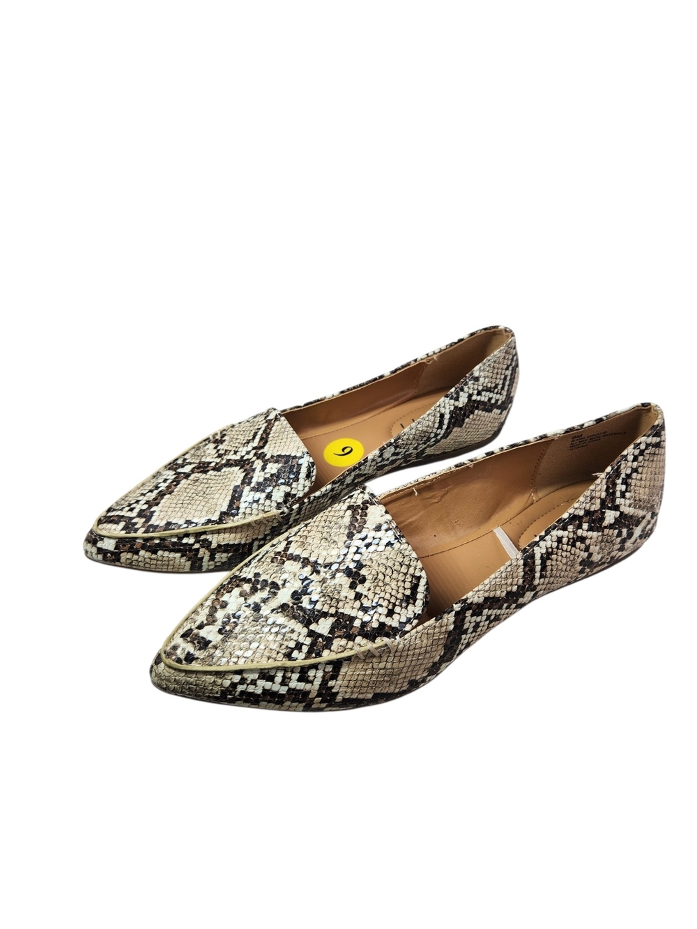 Esprit Snakeskin Pattern Pointed Toe Flats in Black & Cream